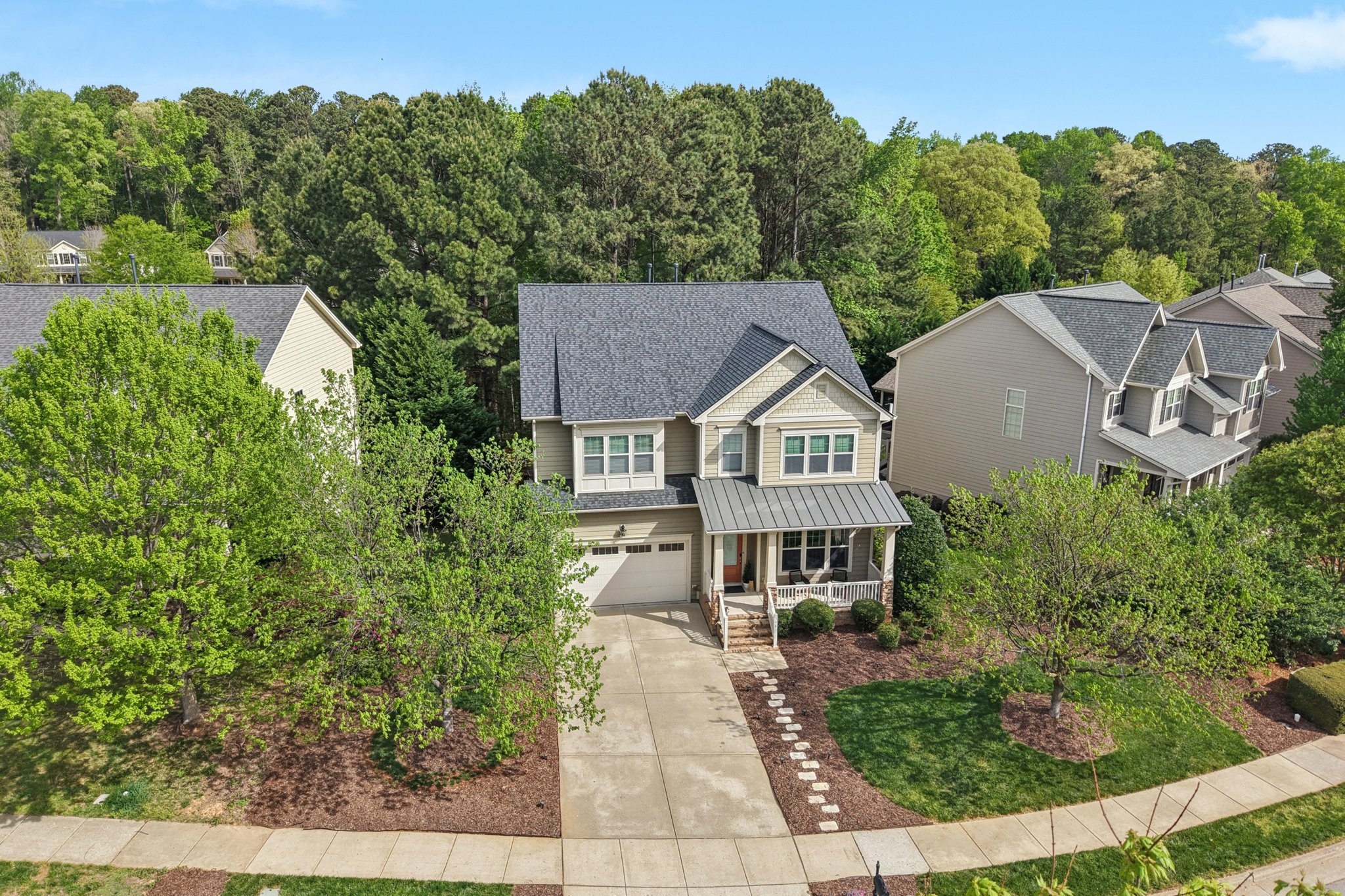 Briarfield Dr-S0704-074.jpg