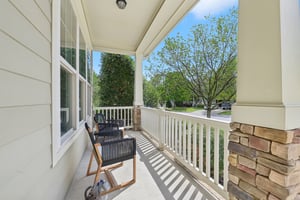 Briarfield Dr-S0704-005.jpg