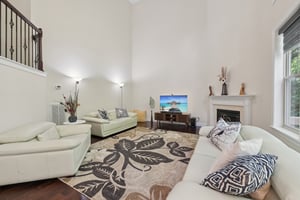 Briarfield Dr-S0704-012.jpg