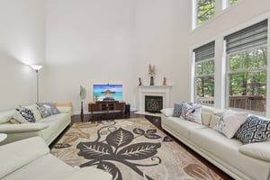 Briarfield Dr-S0704-013.jpg