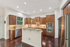 Briarfield Dr-S0704-022.jpg