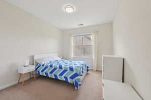 Briarfield Dr-S0704-041.jpg