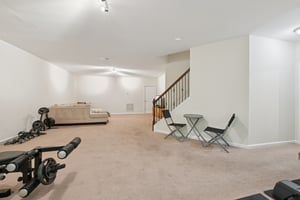 Briarfield Dr-S0704-055.jpg