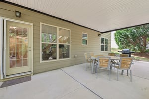 Briarfield Dr-S0704-067.jpg