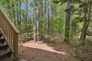 Briarfield Dr-S0704-068.jpg