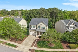 Briarfield Dr-S0704-072.jpg