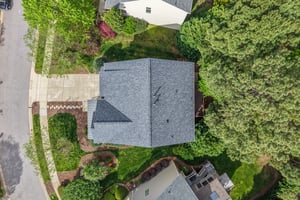 Briarfield Dr-S0704-080.jpg