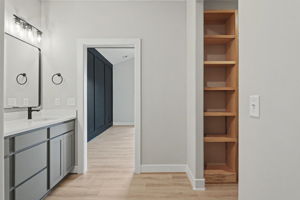  Photo 43