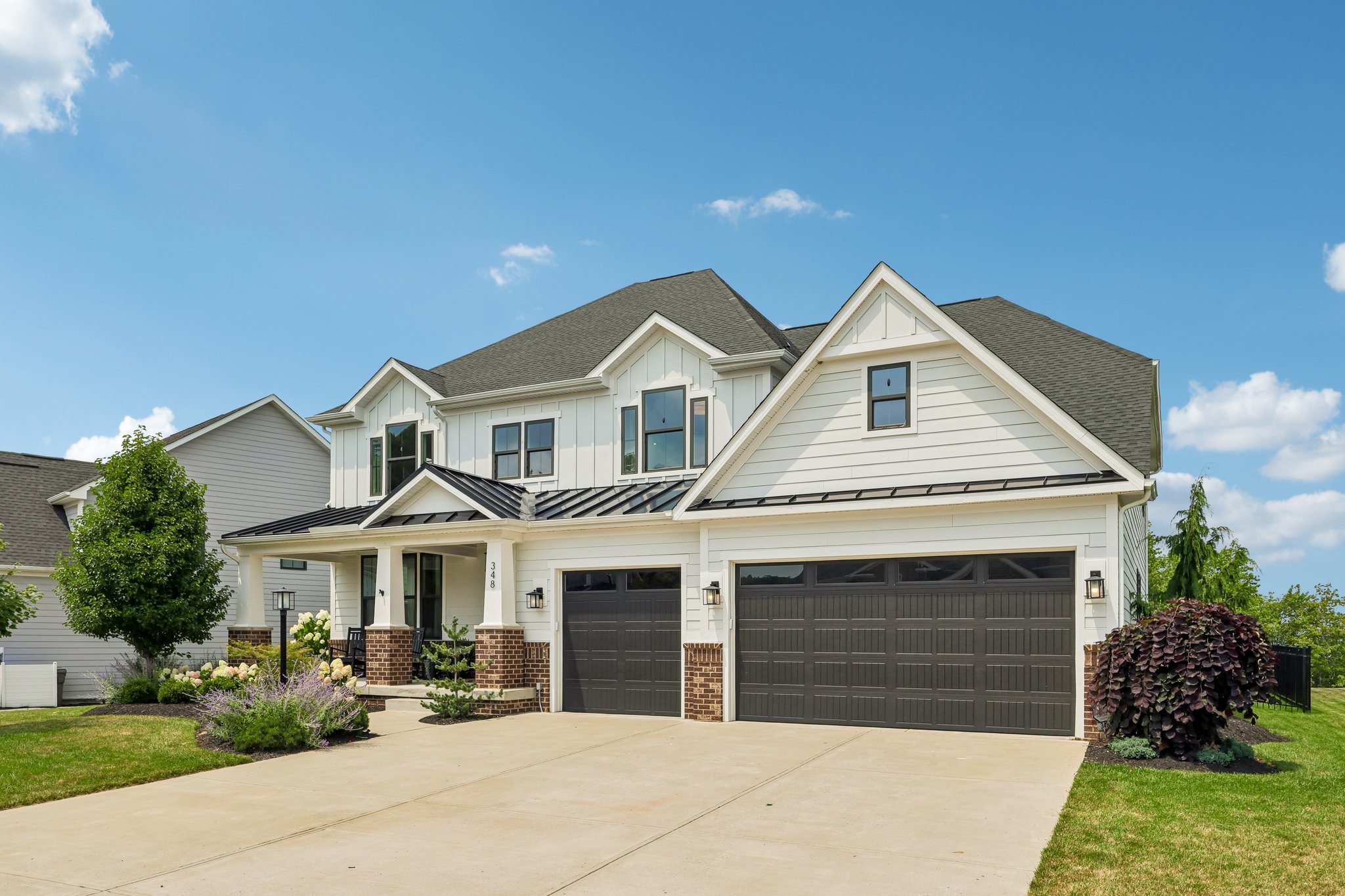 Crest Ln-S2807-002.jpg