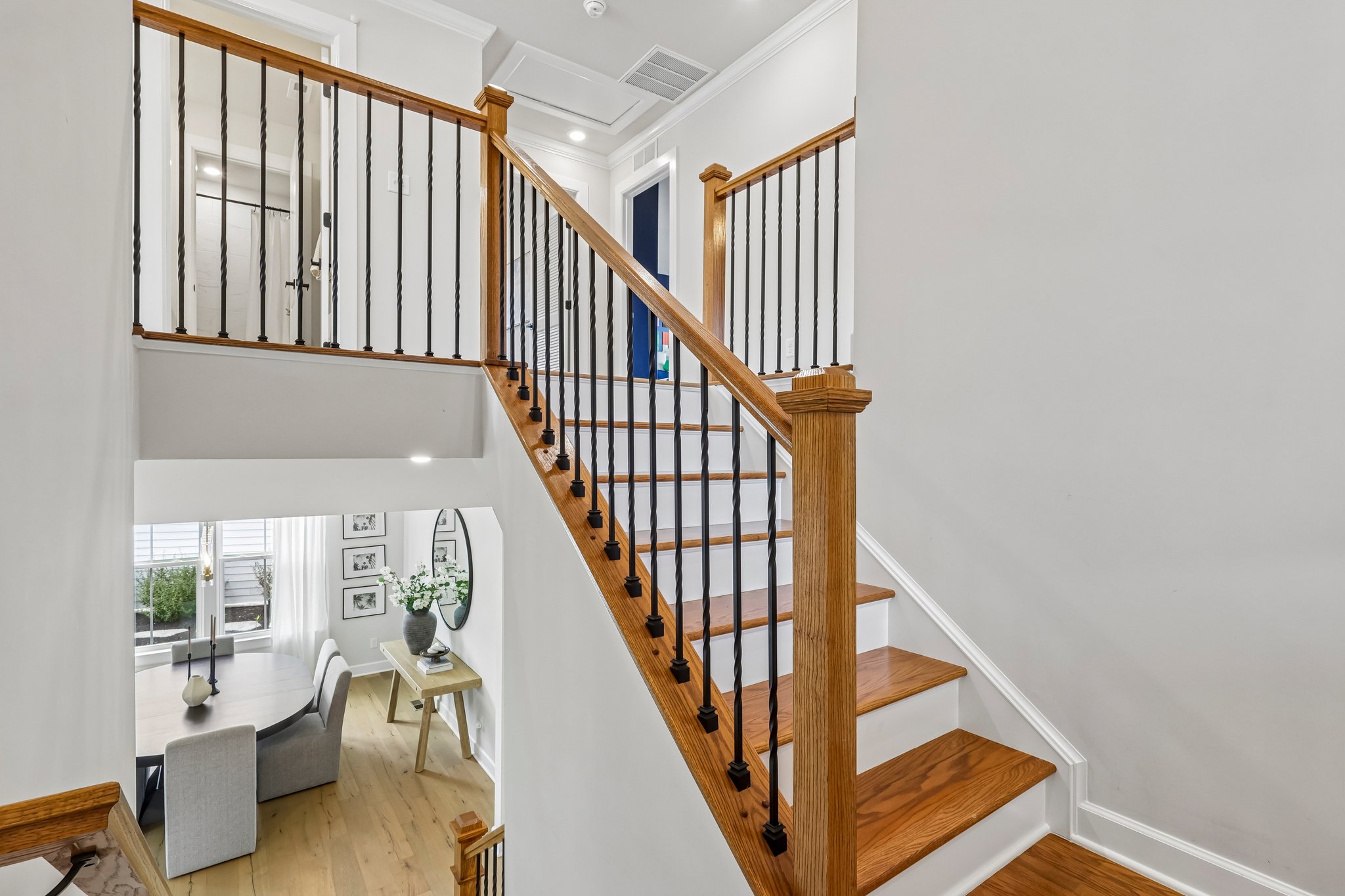 Crest Ln-S2807-041.jpg