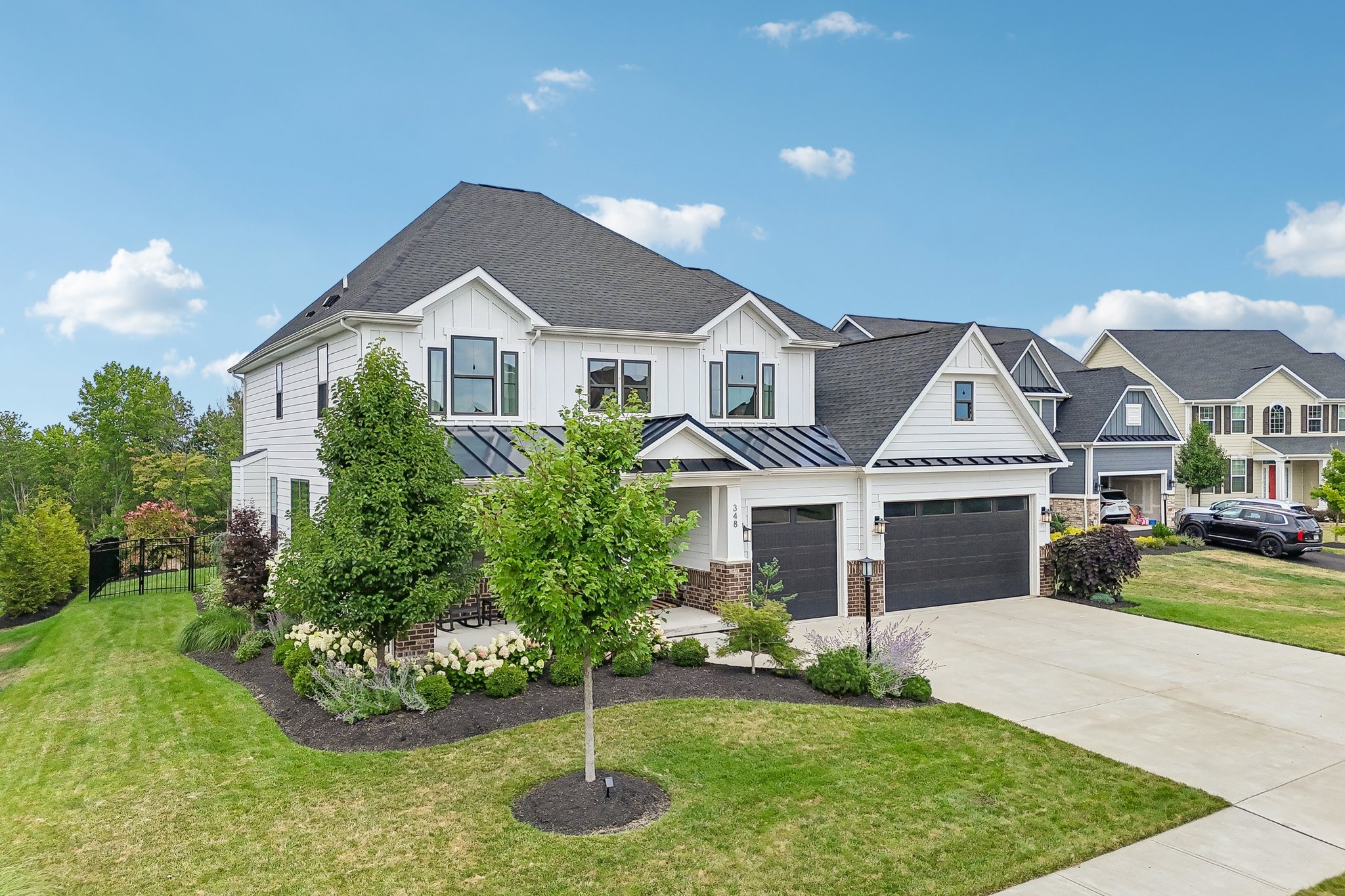 Crest Ln-S2807-099.jpg