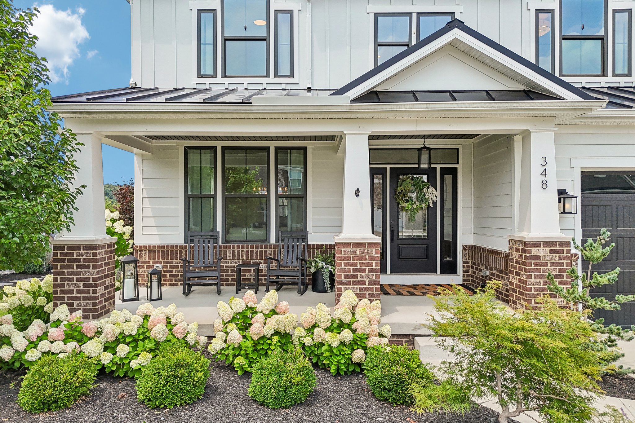 Crest Ln-S2807-102.jpg