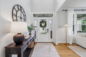 Crest Ln-S2807-009.jpg