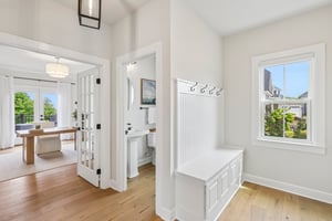 Crest Ln-S2807-036.jpg