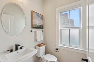 Crest Ln-S2807-037.jpg