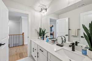 Crest Ln-S2807-059.jpg