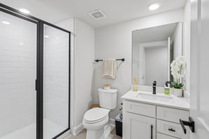 Crest Ln-S2807-089.jpg