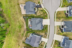 Crest Ln-S2807-113.jpg