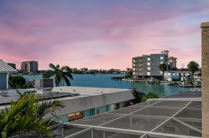 348 Larboard Way_G84A0208 day to dusk.jpeg