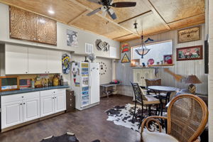 Living Room 2 - 3 of 4