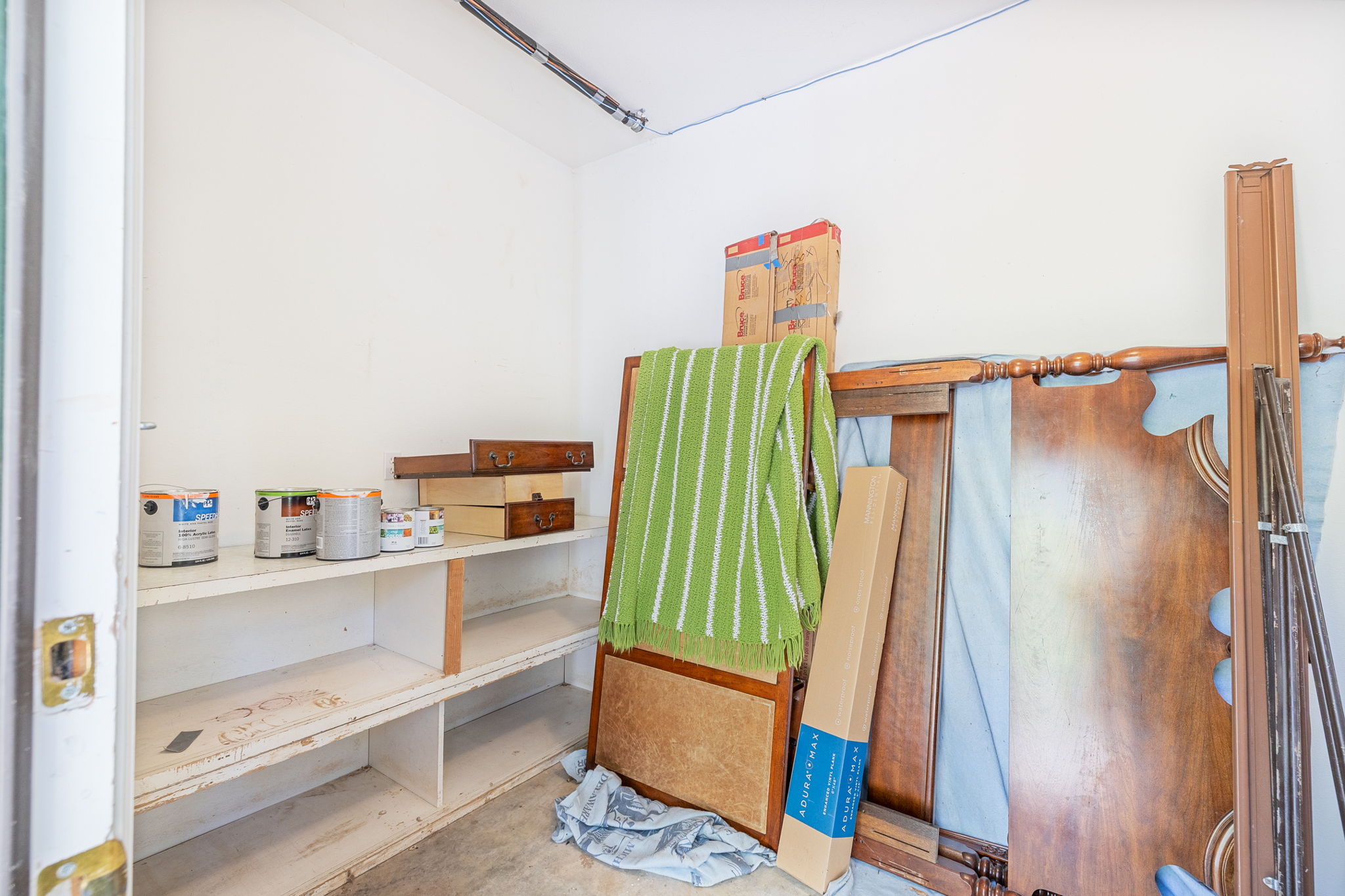 Storage Side Room