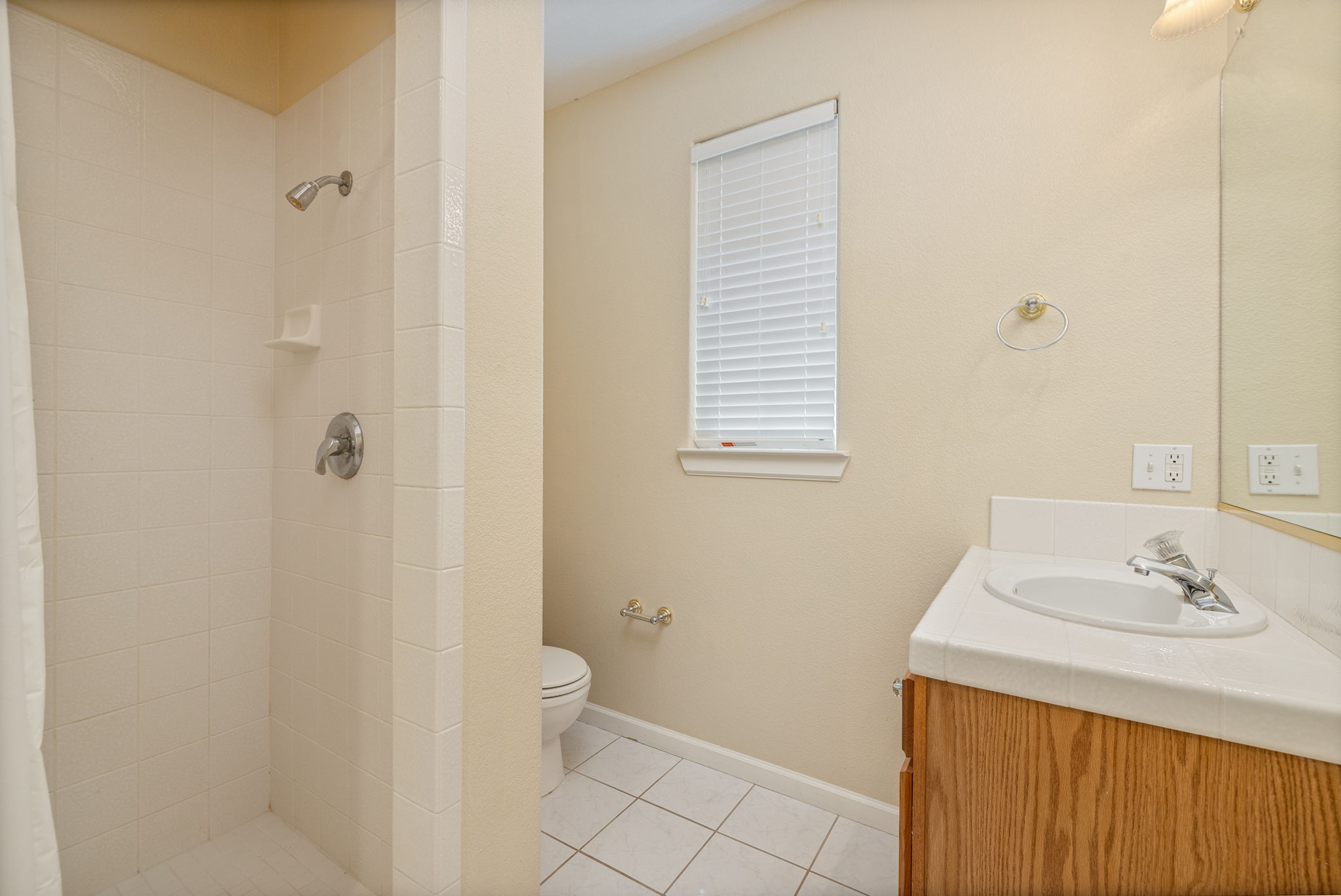 Upstairs Bed Bath