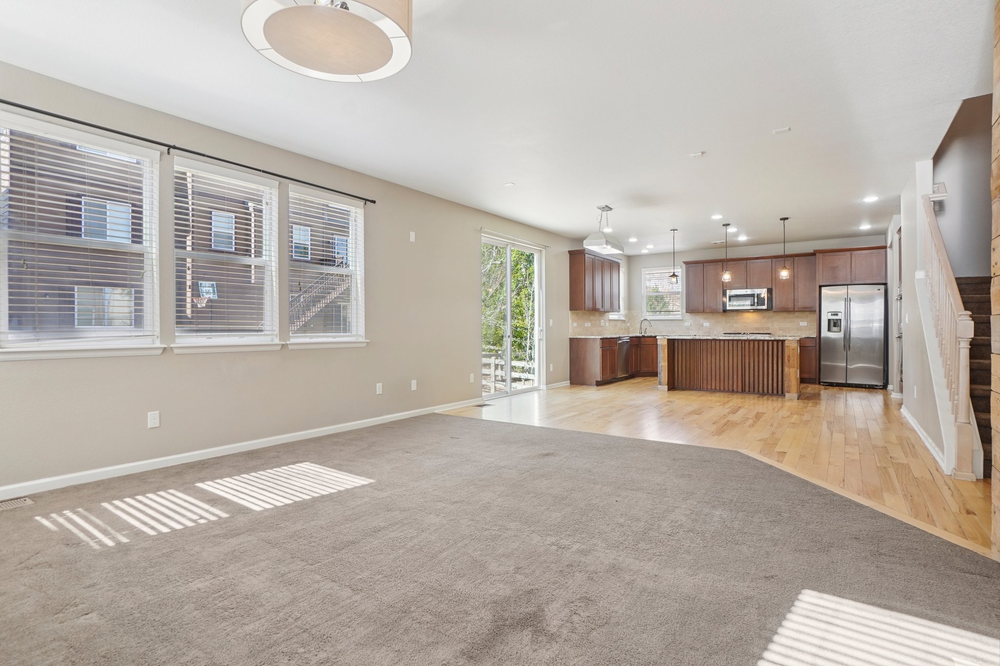 Harvard Pl-S1304-014.jpg