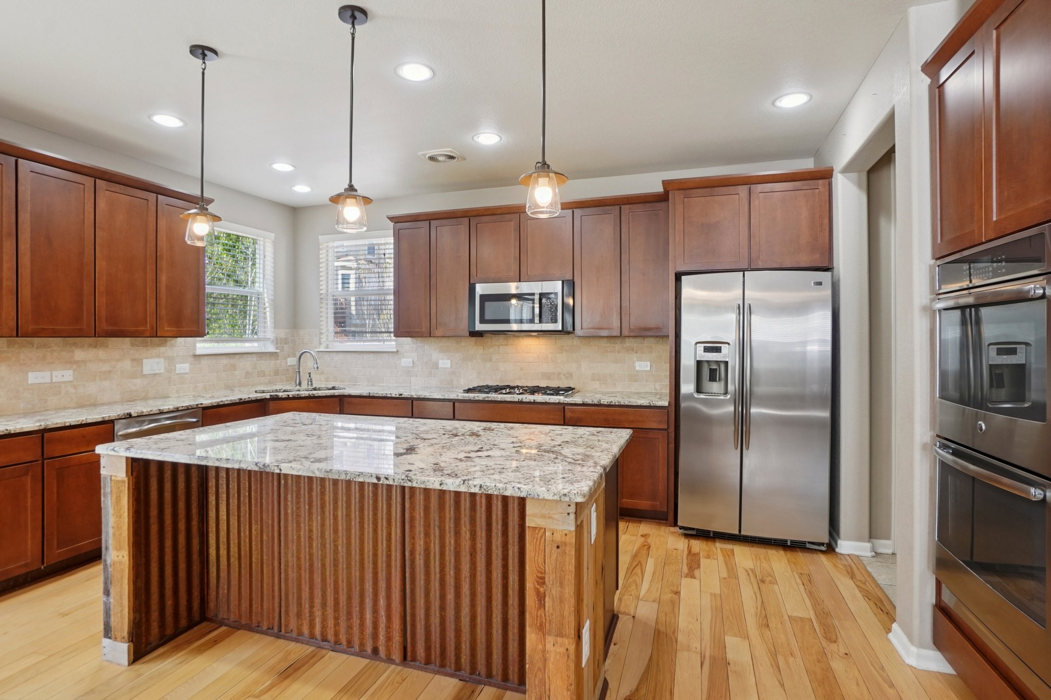 Harvard Pl-S1304-017.jpg