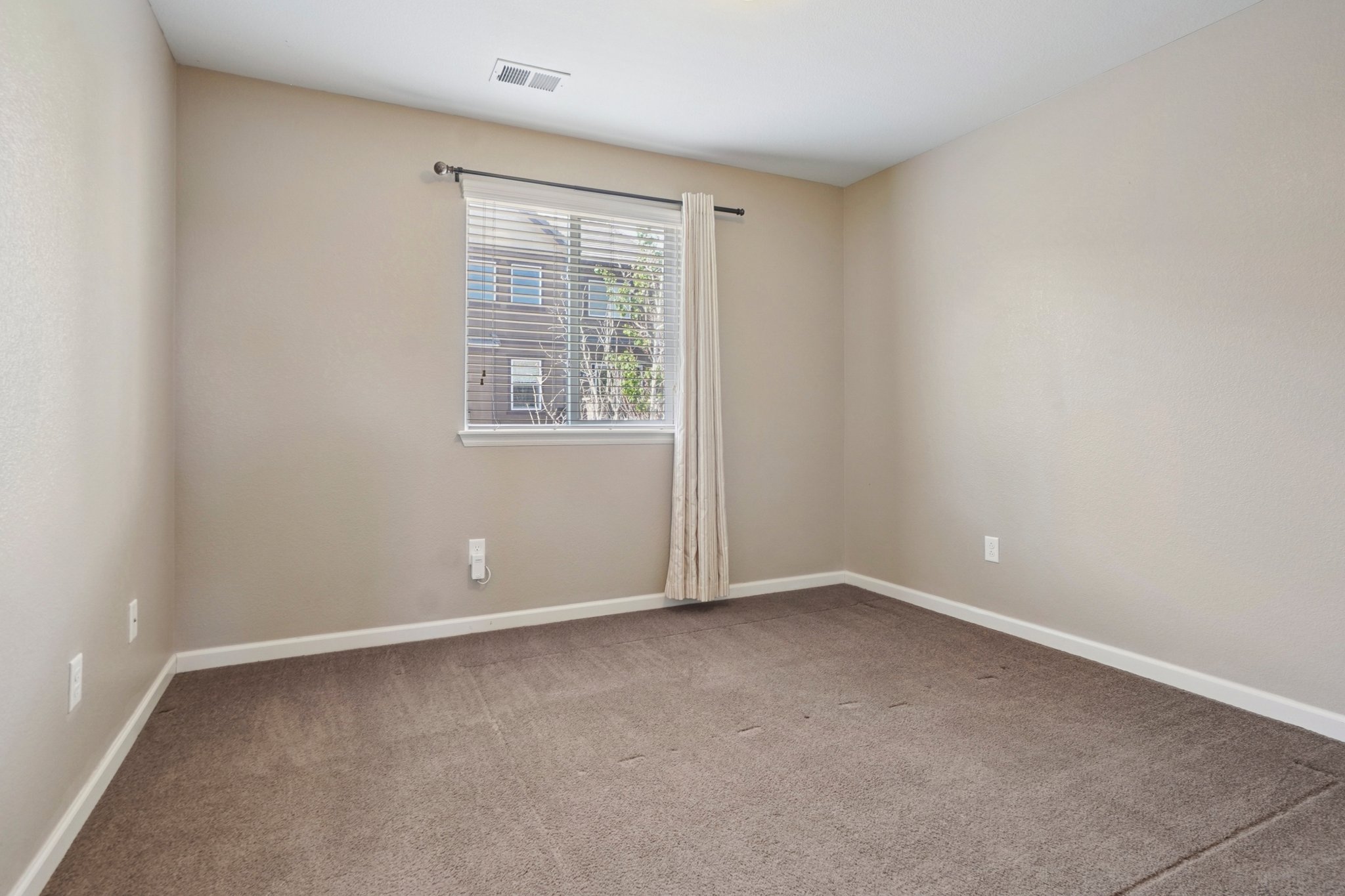 Harvard Pl-S1304-029.jpg