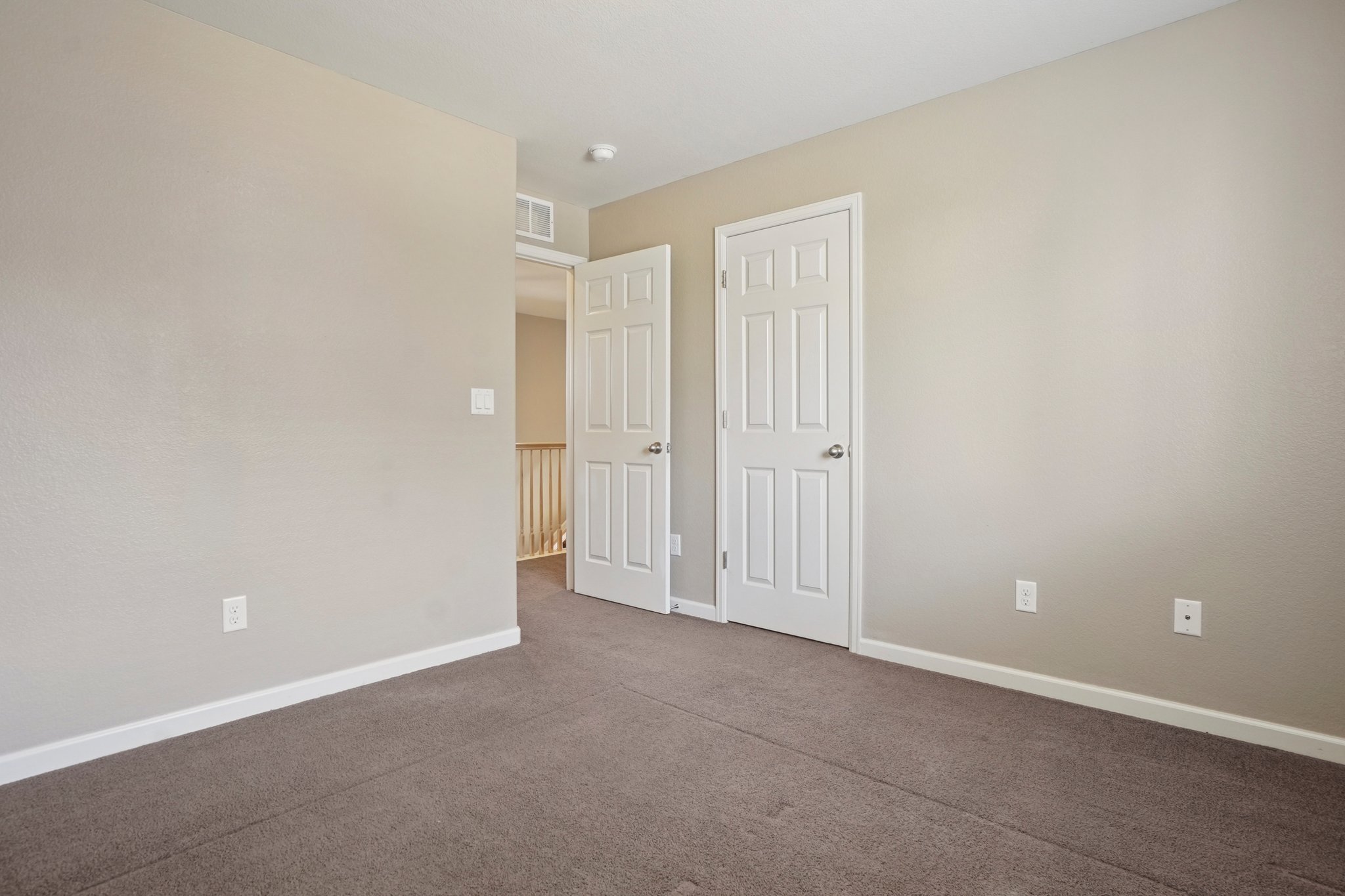 Harvard Pl-S1304-030.jpg