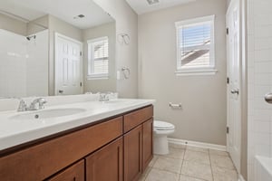 Harvard Pl-S1304-035.jpg