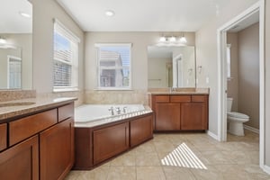 Harvard Pl-S1304-042.jpg