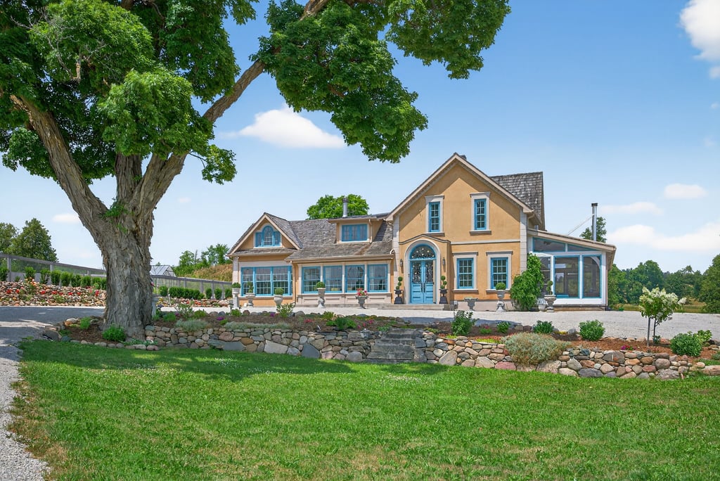 348299 15th Sideroad