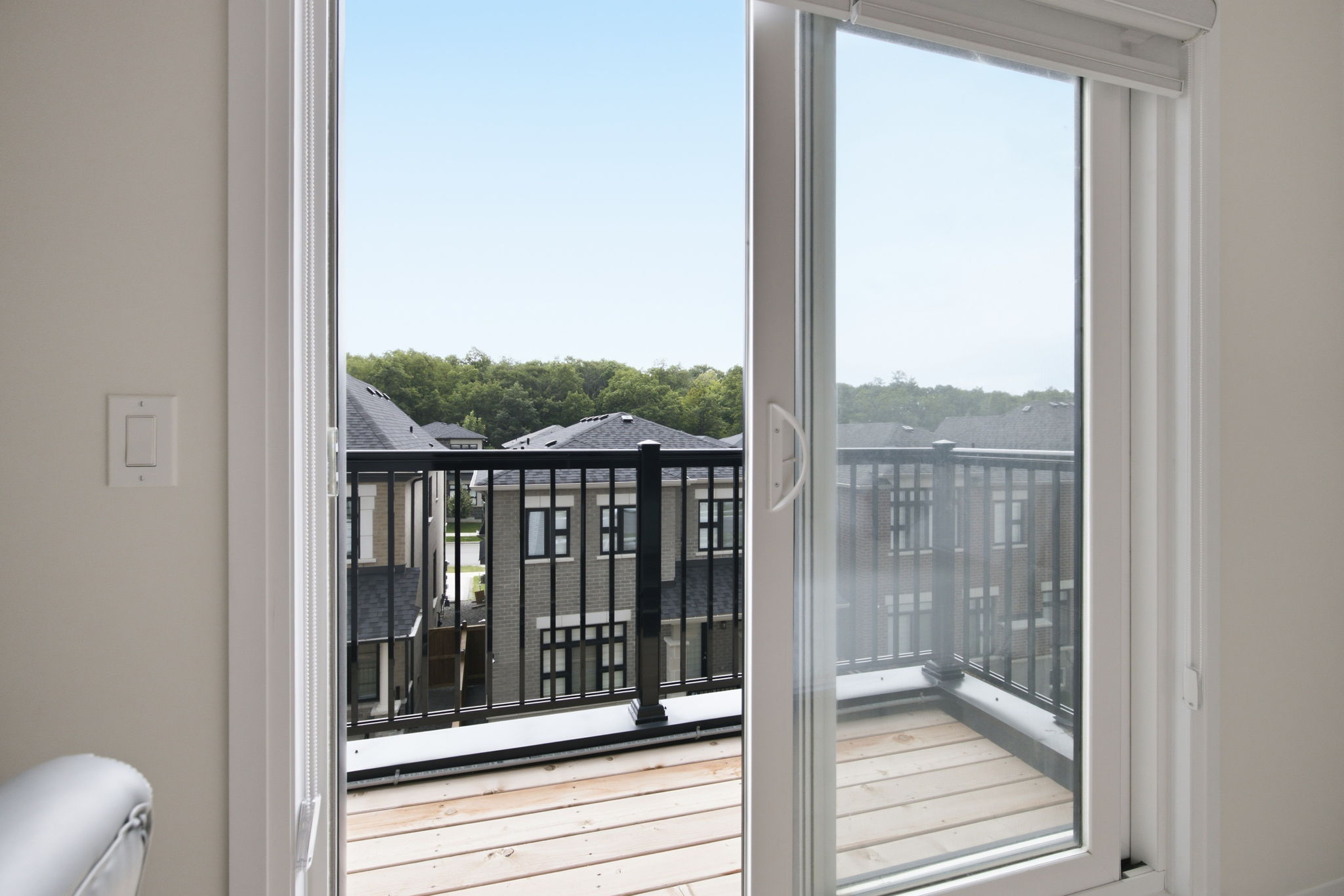 Property in Oakville — delivered property photograph 42