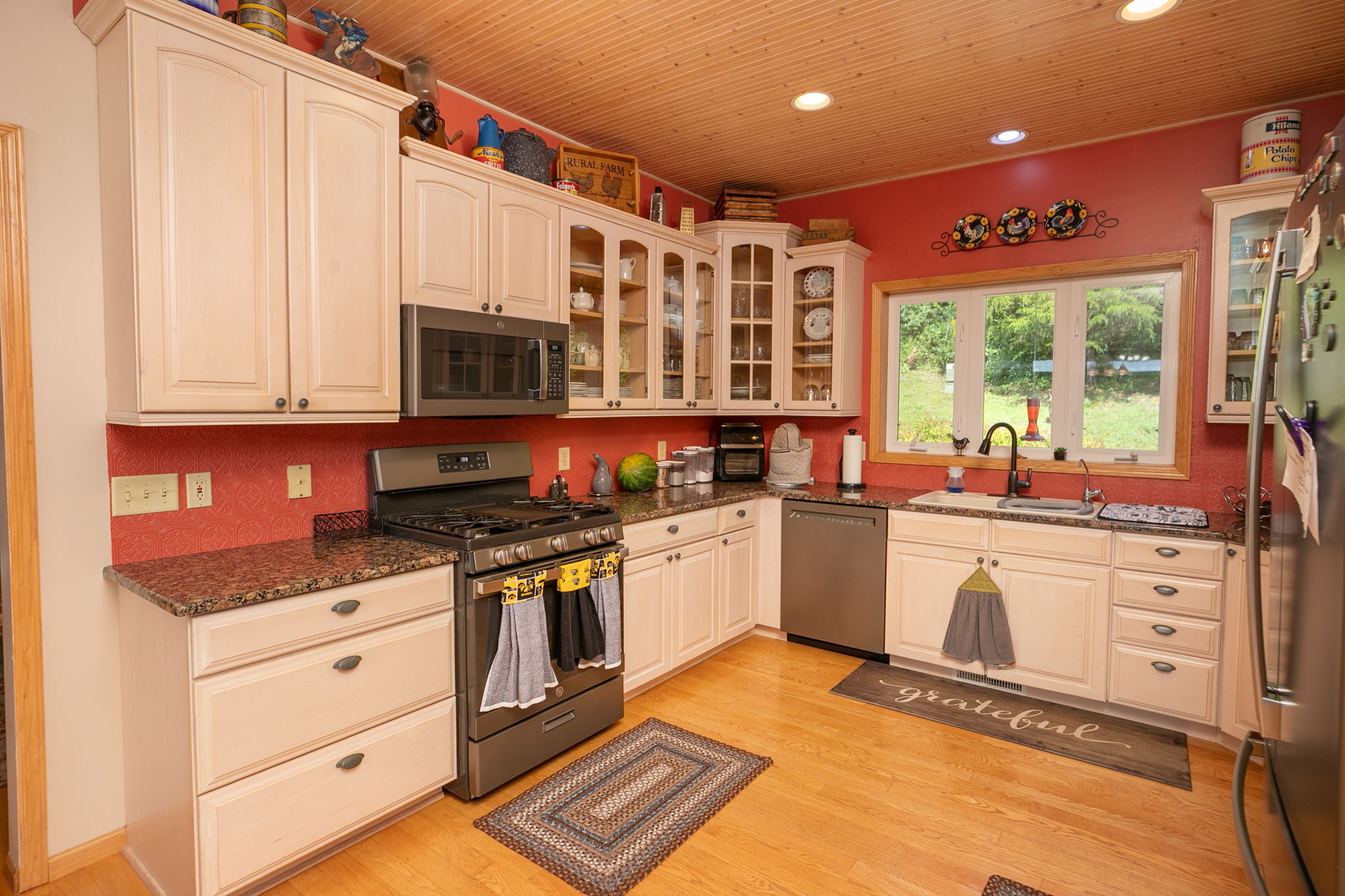 12-Kitchen