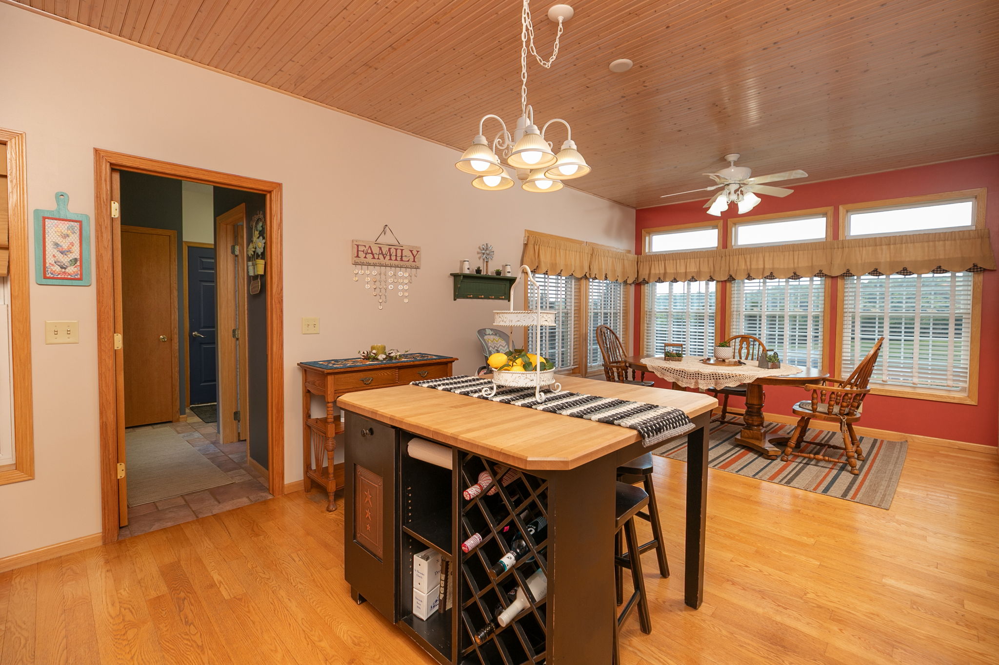 16-Kitchen