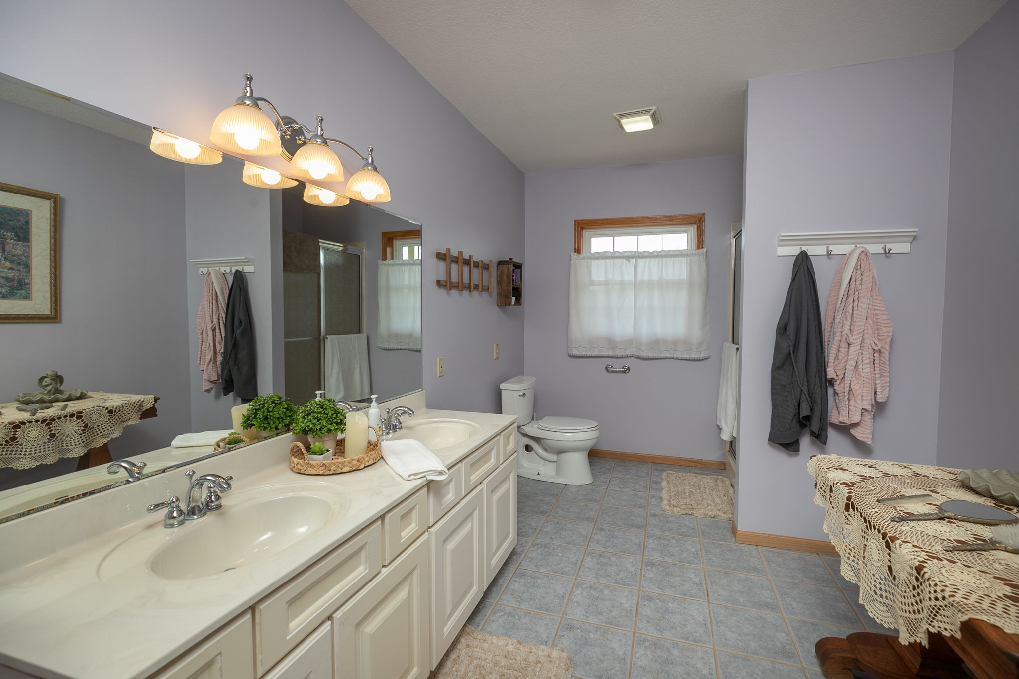 36-Bathroom