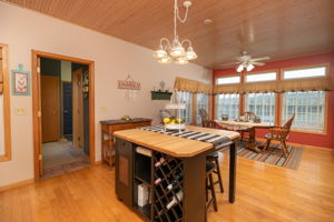 16-Kitchen