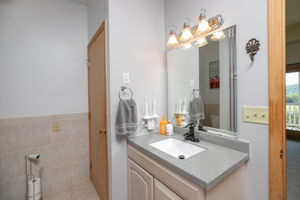 23-Primary Bathroom
