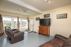 29-Family Room