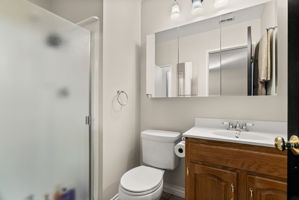  Photo 23