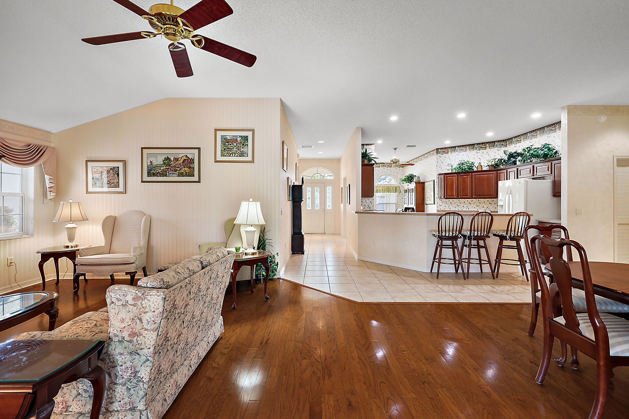 Living/Dining Room