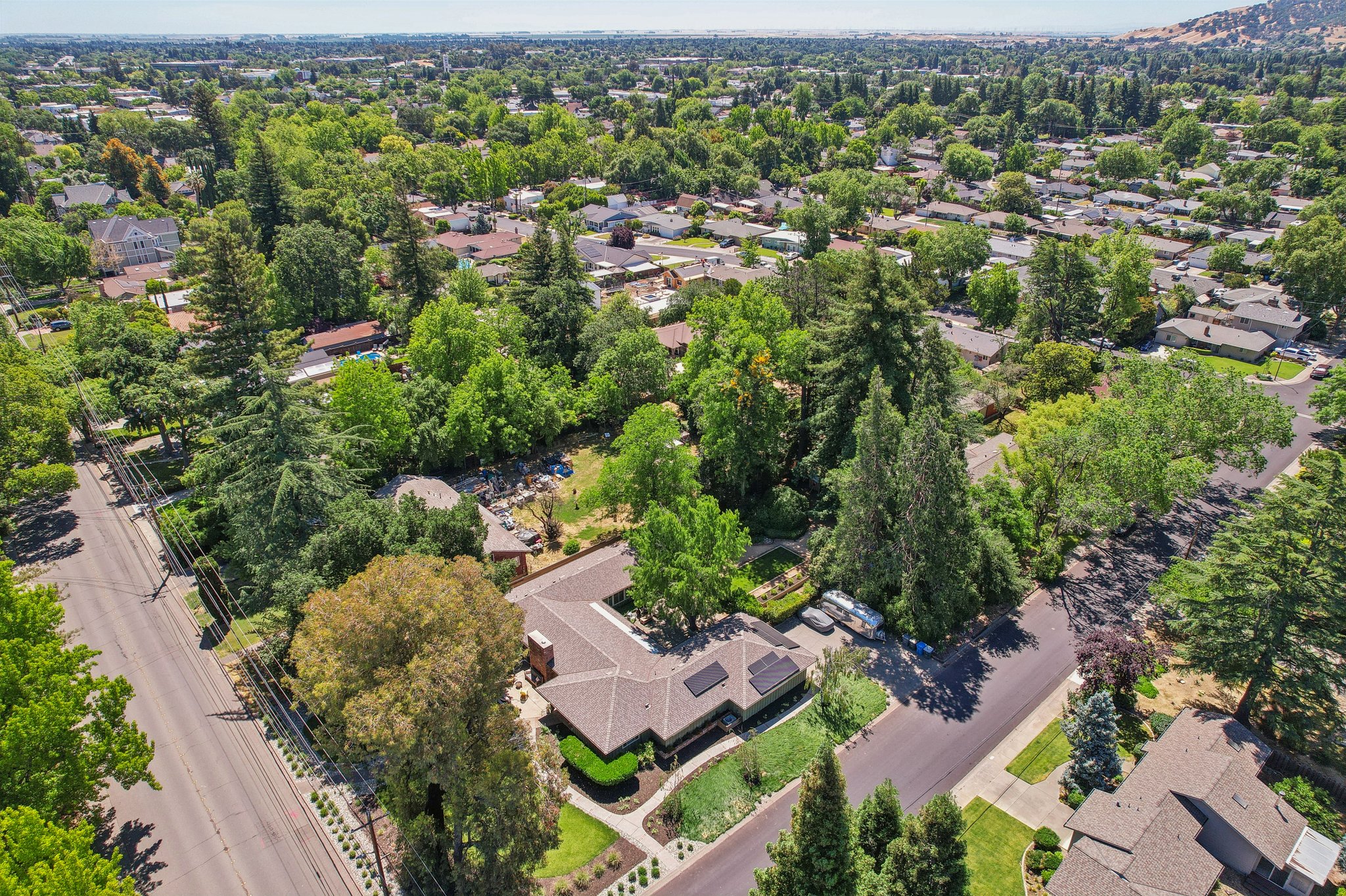 Buck Ave-2305-002.jpg
