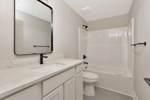  Photo 39
