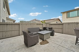 Hibiscus St-070.jpg