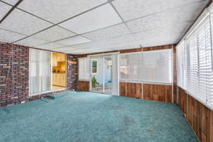 028_F8_349 Lemarc St