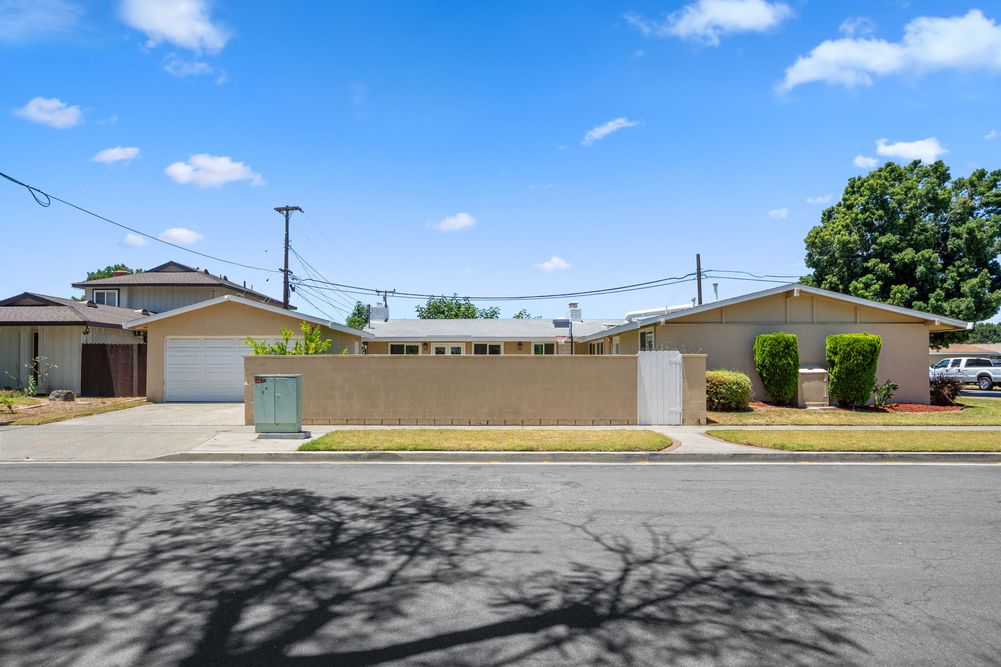 3490 E La Jara St -7