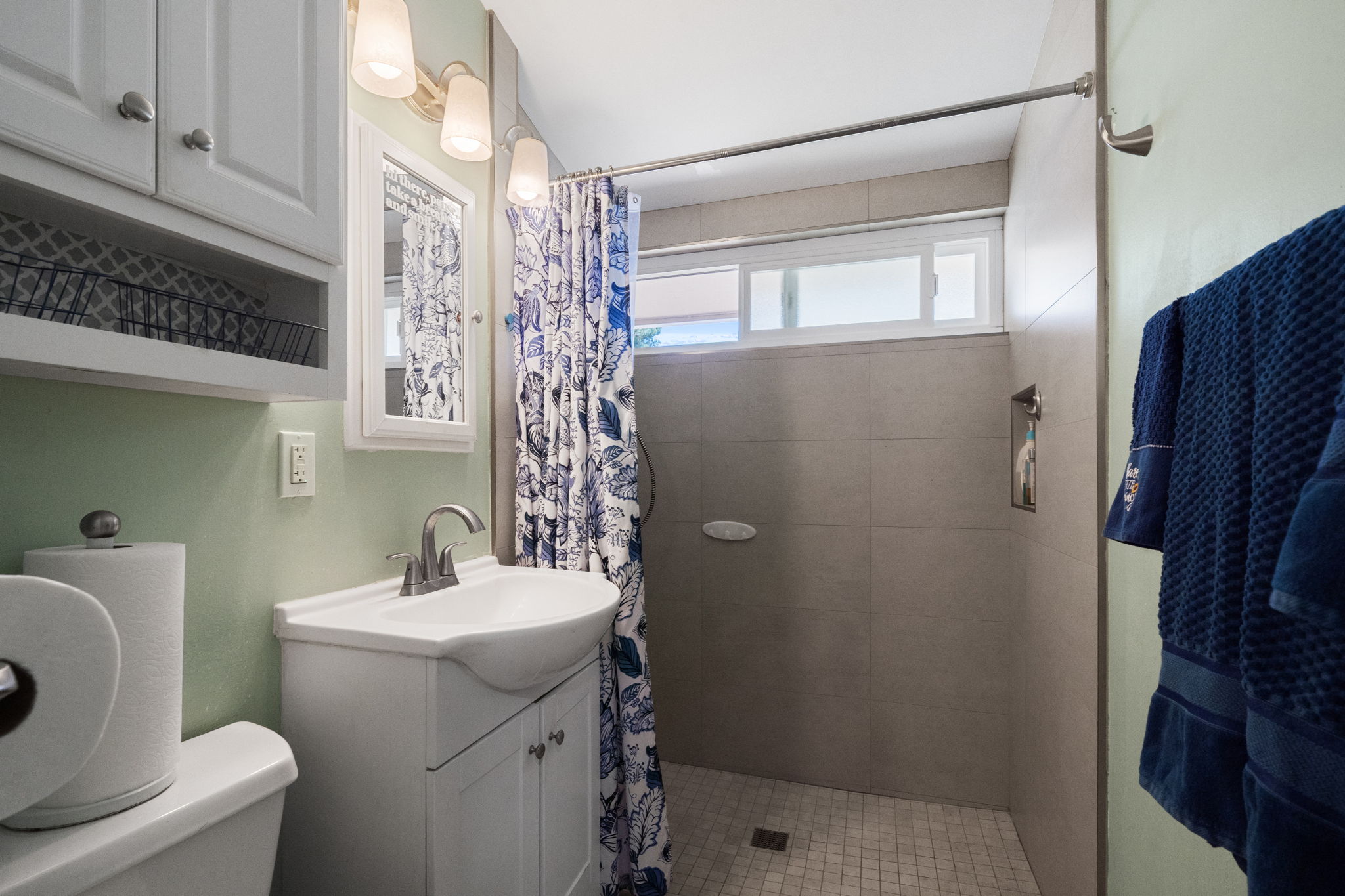 3490 E La Jara St -40