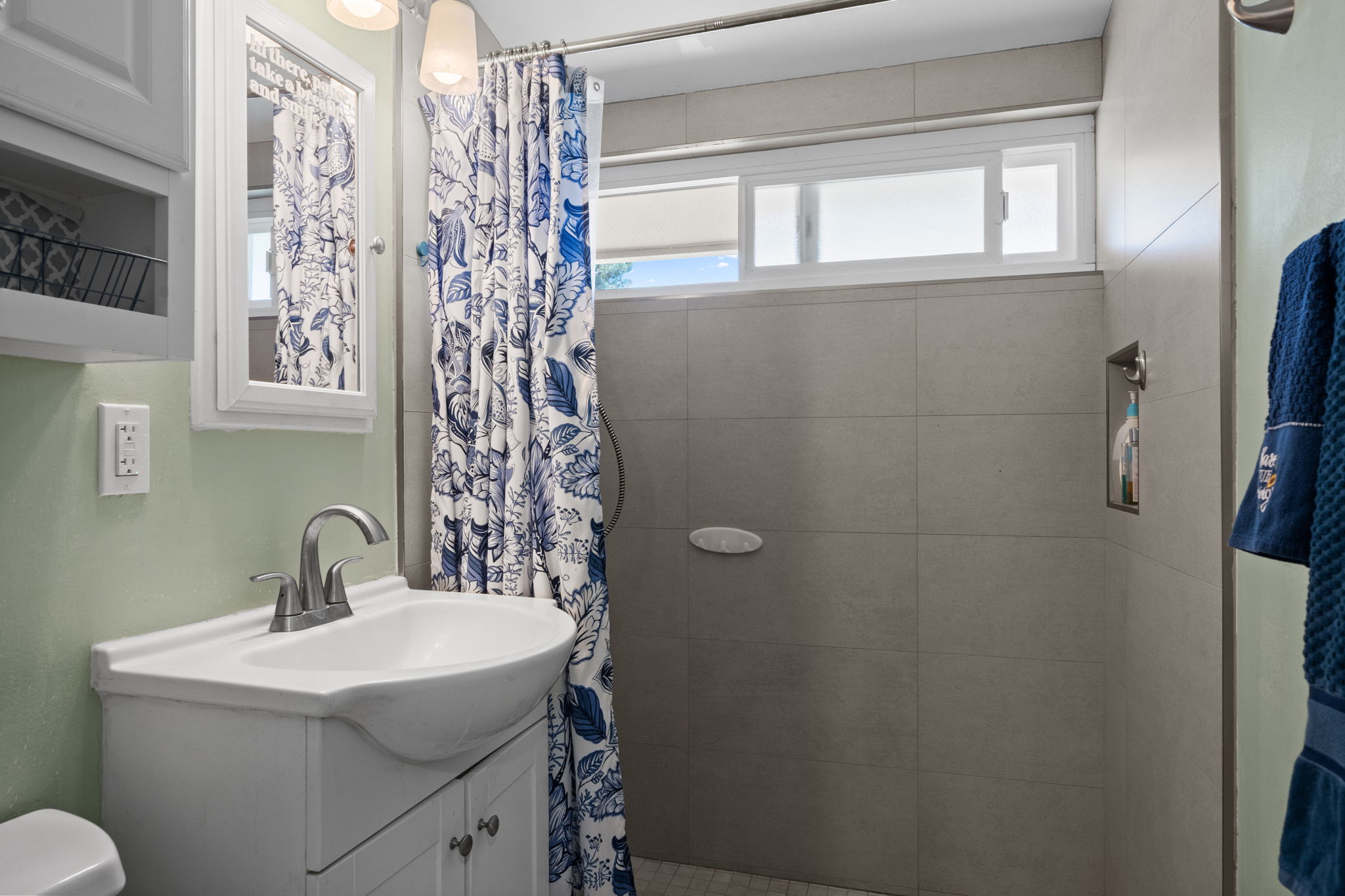 3490 E La Jara St -41