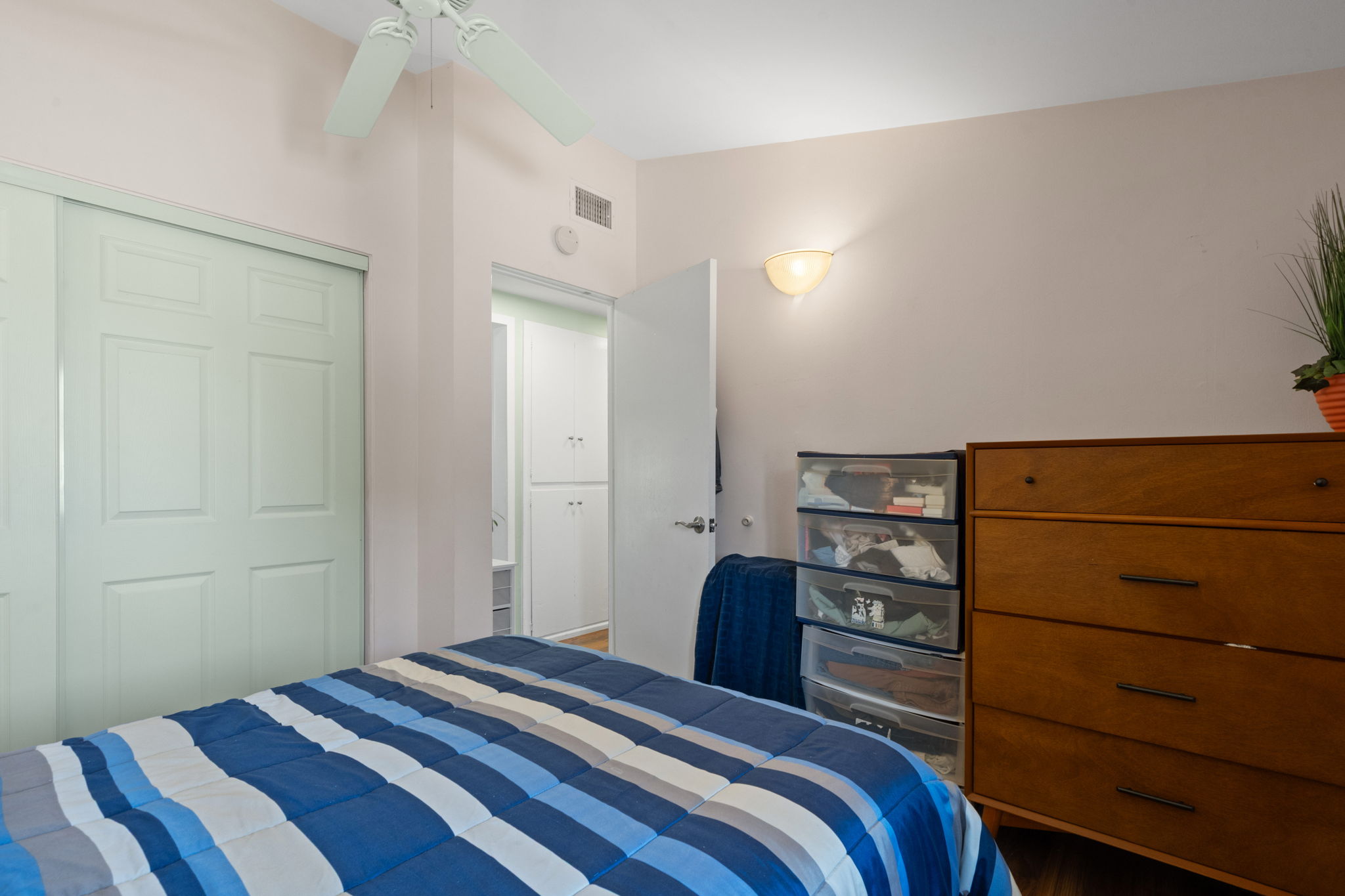 3490 E La Jara St -44
